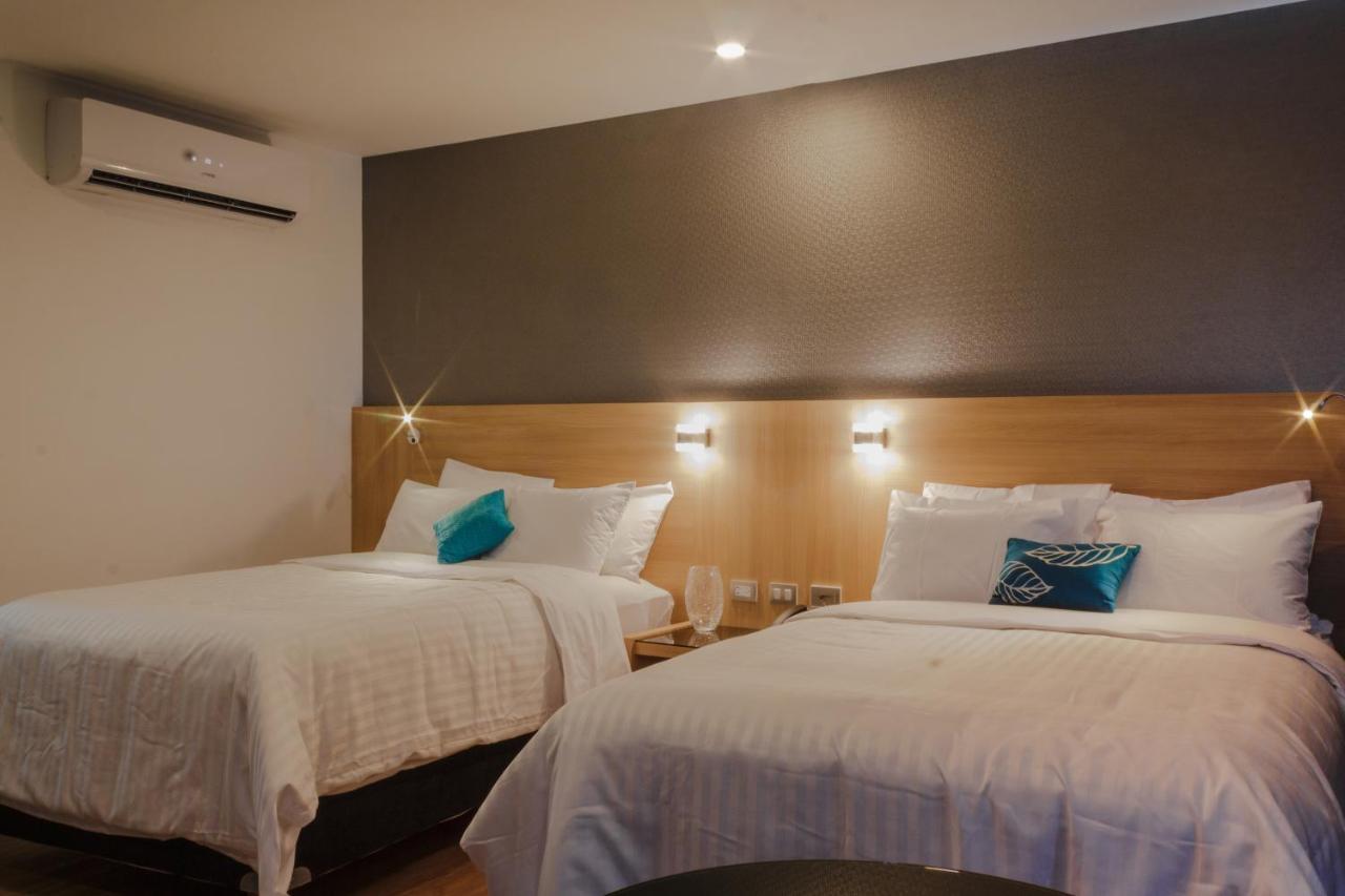 Hotel Kavia Монтеррей Екстер'єр фото