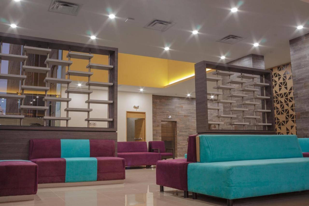 Hotel Kavia Монтеррей Екстер'єр фото