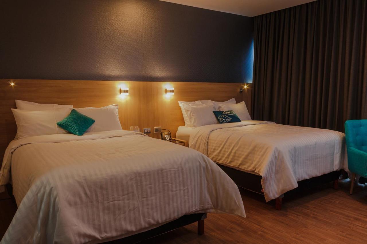 Hotel Kavia Монтеррей Екстер'єр фото