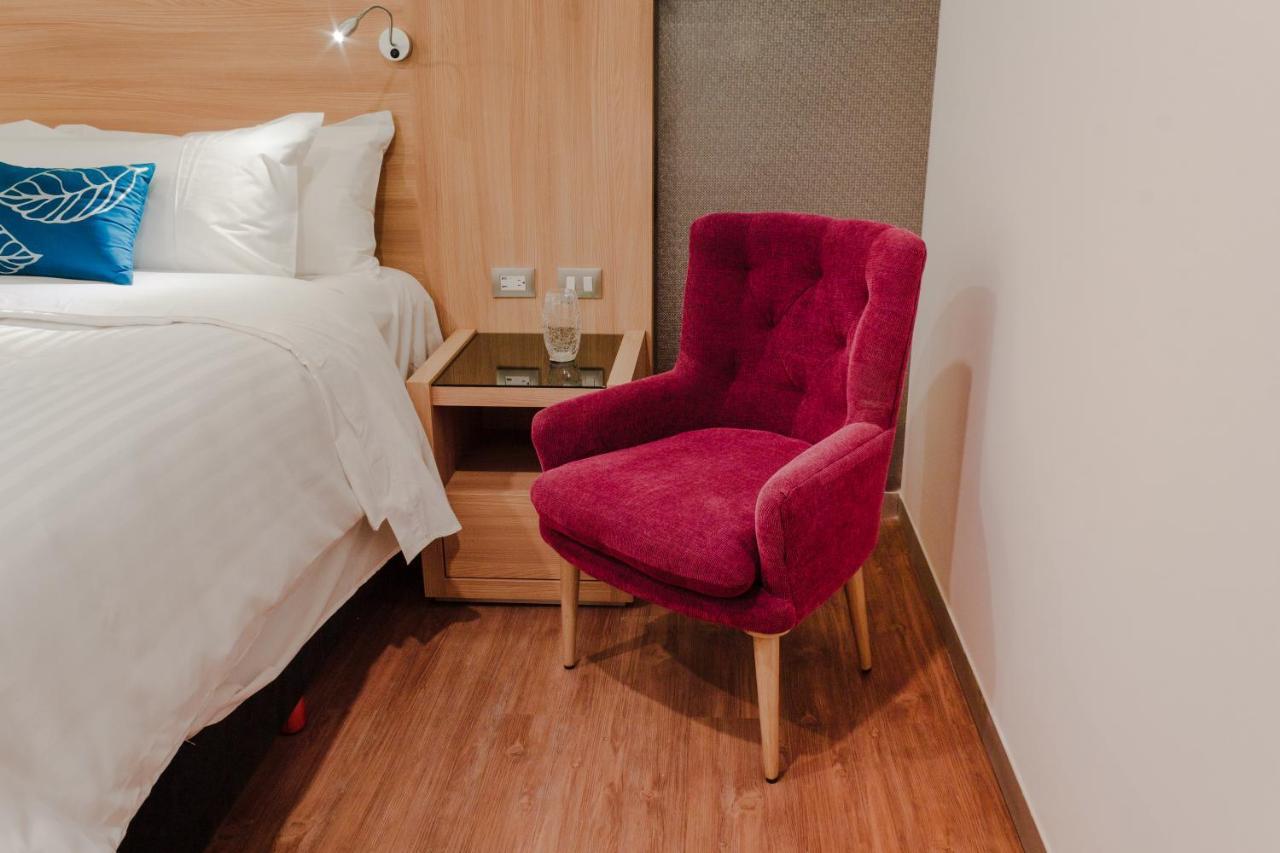 Hotel Kavia Монтеррей Екстер'єр фото
