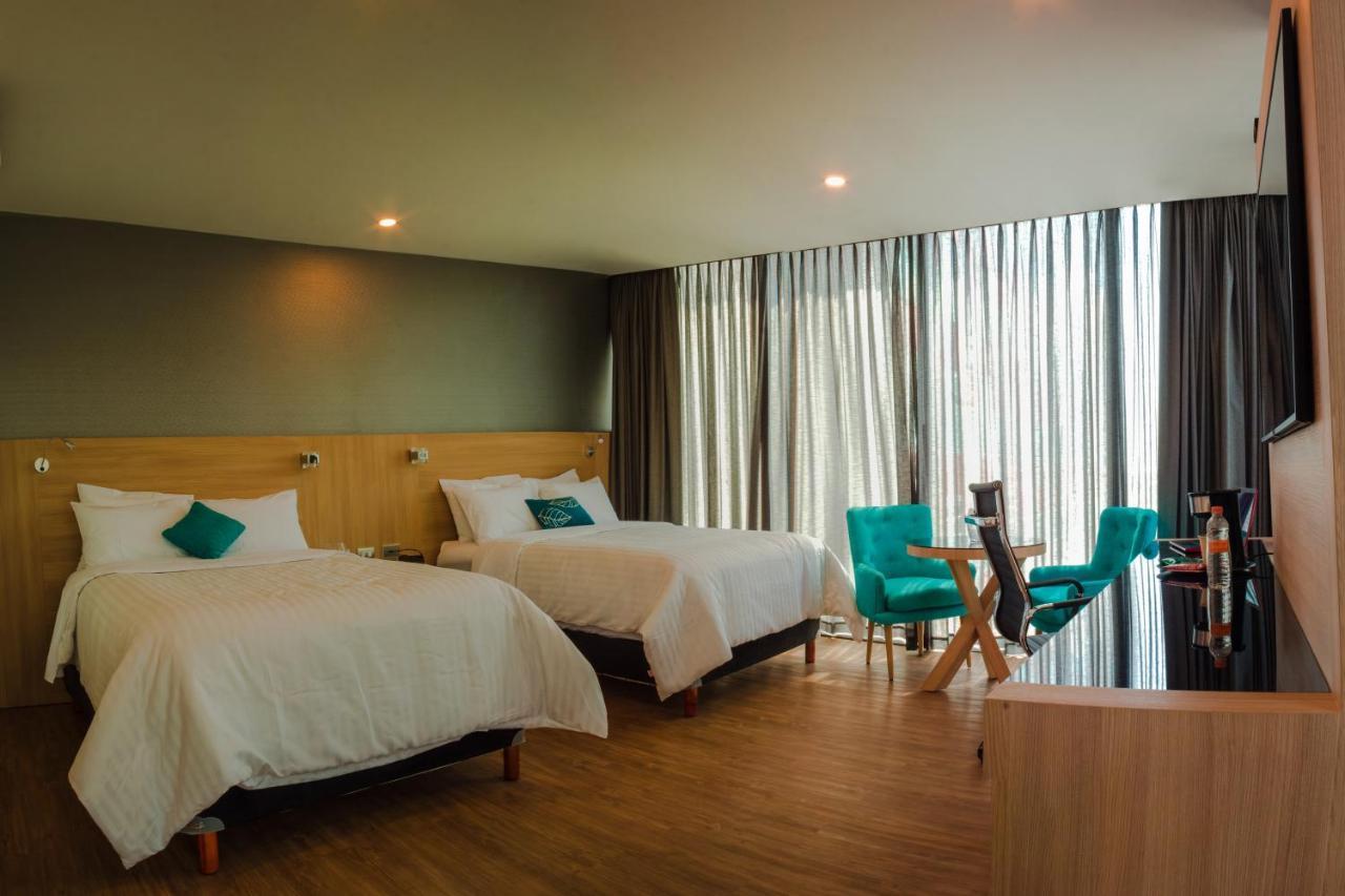 Hotel Kavia Монтеррей Екстер'єр фото