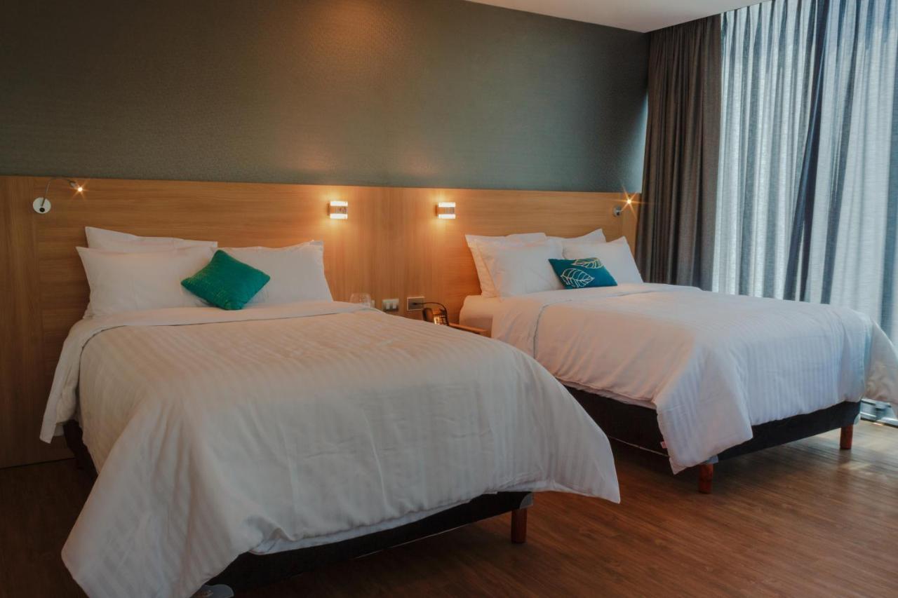 Hotel Kavia Монтеррей Екстер'єр фото